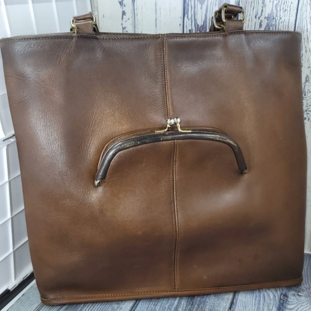 Vintage Coach Skinny Tote with Kisslock in Brown